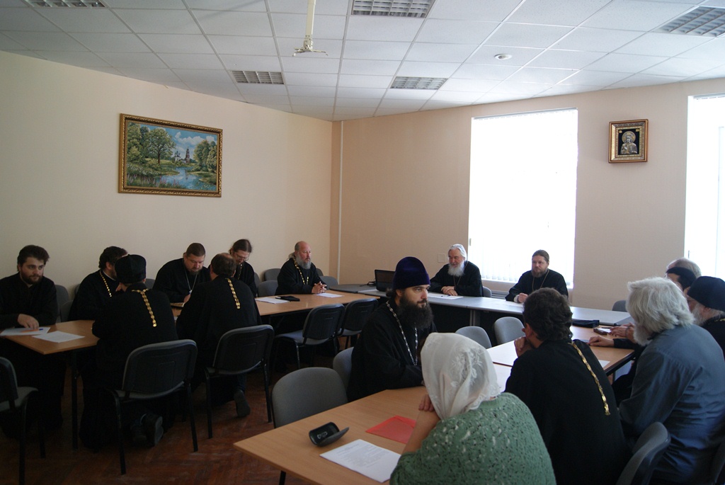 Протоиерей Антоний Сомик принял участие в очередном заседании Епархиального совета